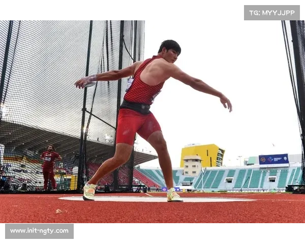 阿卜杜艾尼·图尔贡以63米47打破个人最好成绩夺得男子铁饼金牌